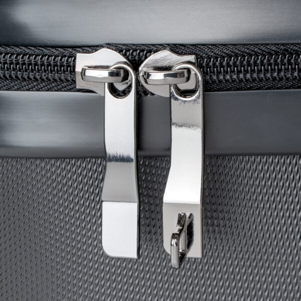 Trump 8 - Branded Suitcase - Image 8